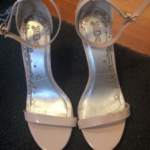 Pink/nude strappy heels